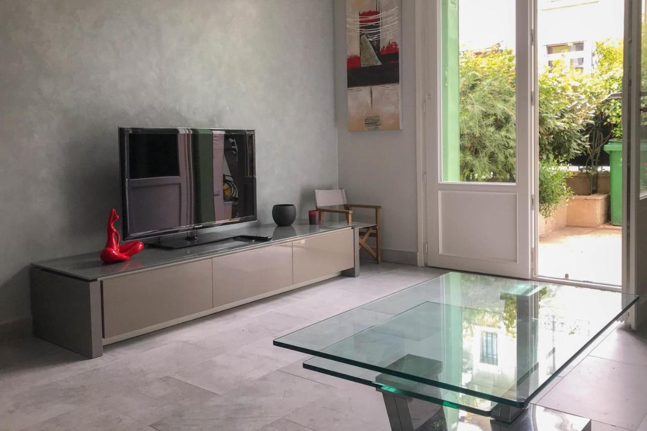 Charming Townhouse With Garden In The City Of Love 巴黎 外观 照片