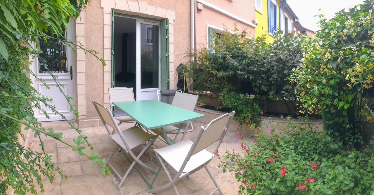 Charming Townhouse With Garden In The City Of Love 巴黎 外观 照片