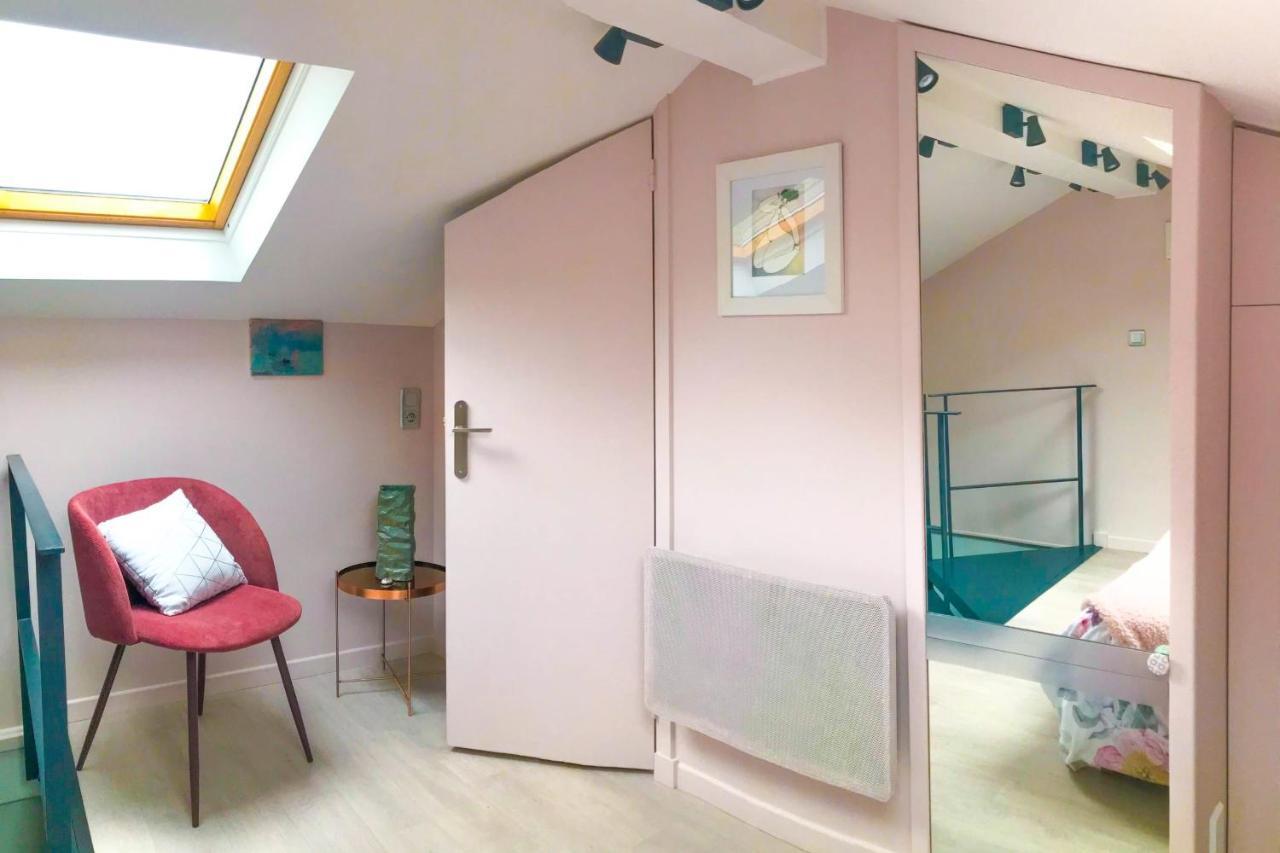 Charming Townhouse With Garden In The City Of Love 巴黎 外观 照片