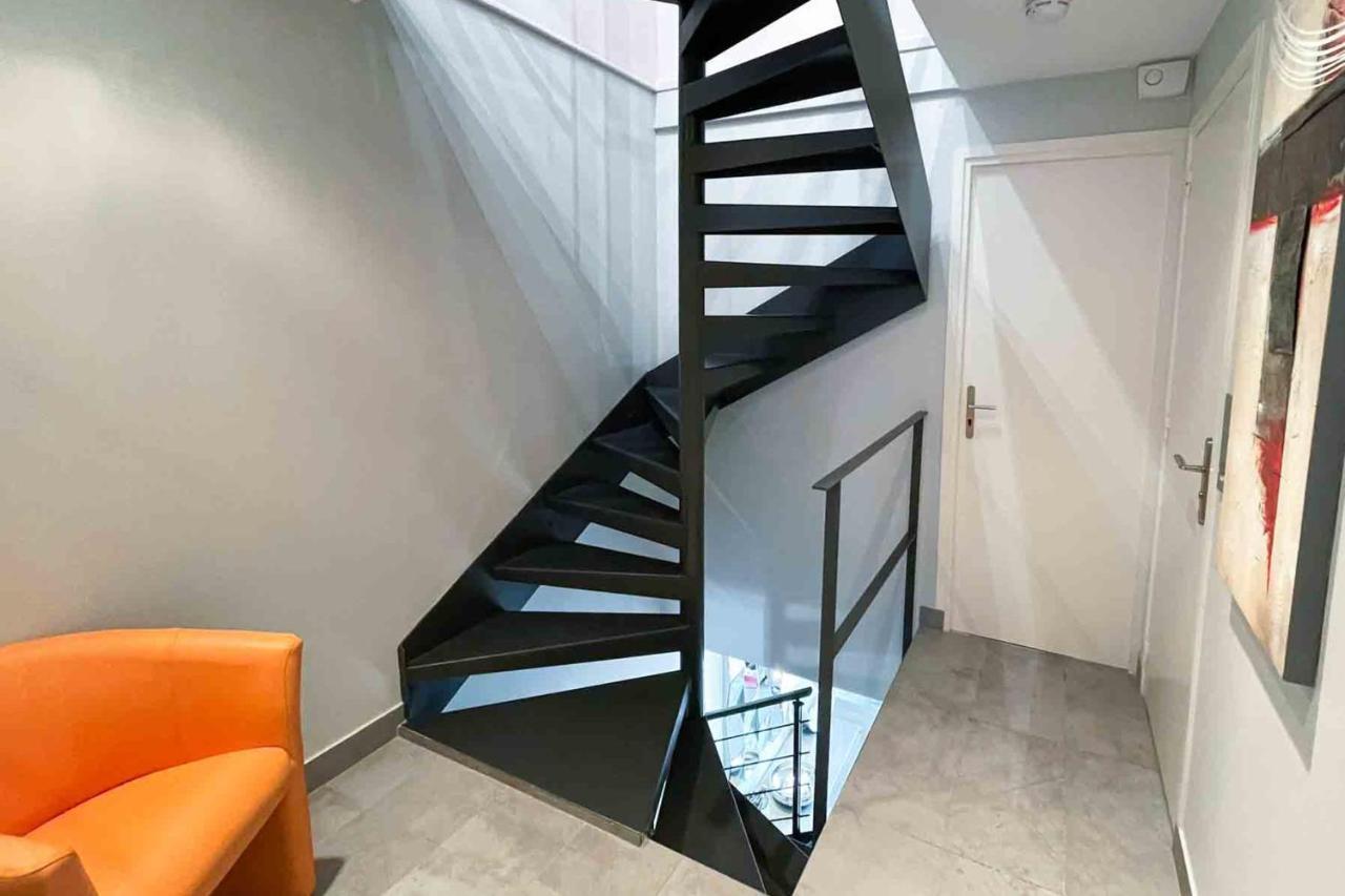 Charming Townhouse With Garden In The City Of Love 巴黎 外观 照片